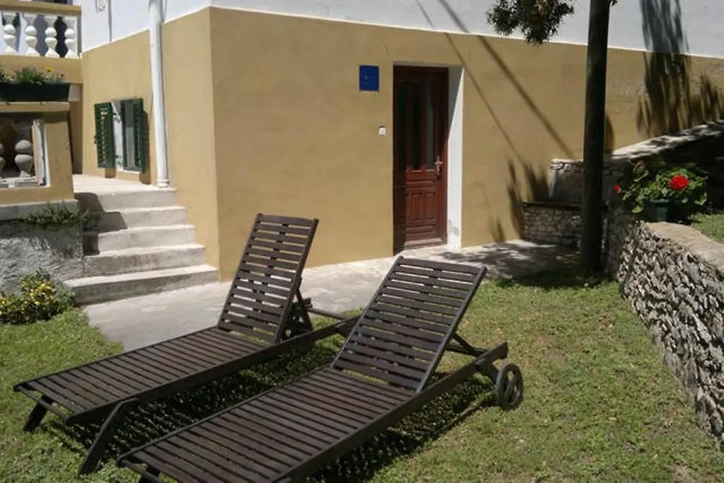 Apartment Meri Koromačno